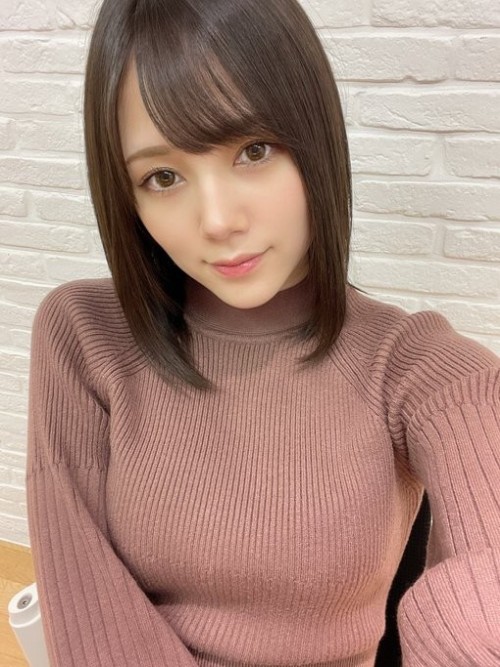  (涼森れむ) Profile Photo