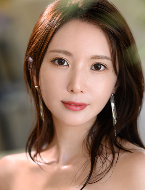  (新妻ゆうか) Profile Photo