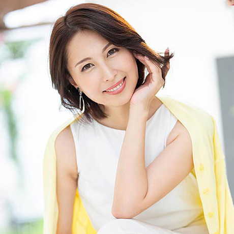佐田茉莉子