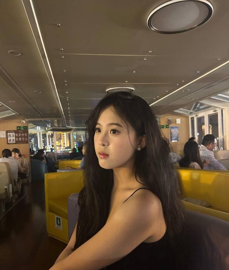 高颜值反差大学生被金主大哥包养性奴母狗日常视频外流 深喉口交技术实在了得 - 18J.TV